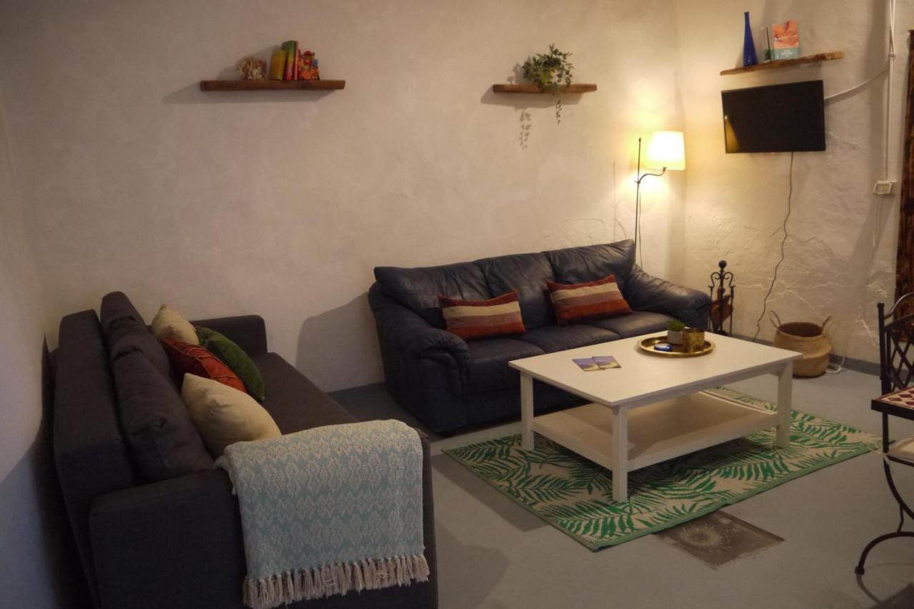 Eco Holidays Cave House Justine กรานาดิลญา เด อาโบนา ภายนอก รูปภาพ